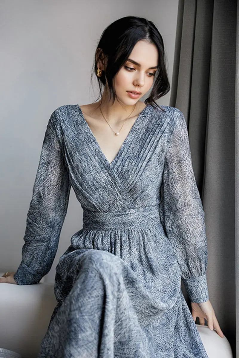 100 Mulberry Silk Blue Long-Sleeve Hand Pleated Midi Dress