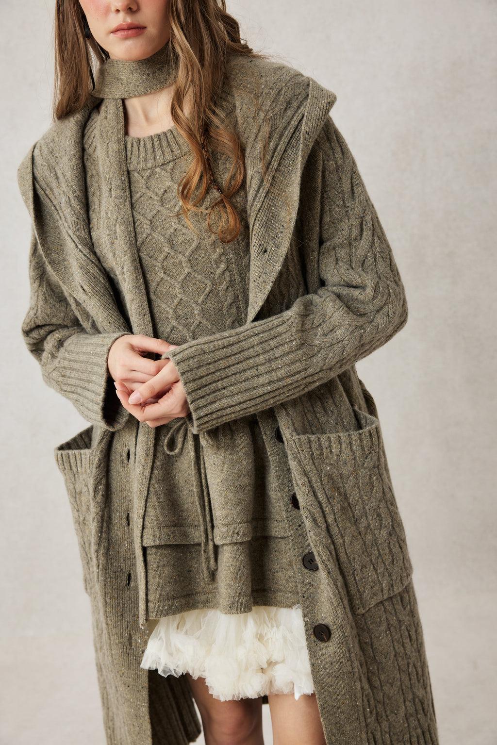 Hudson 15 | 100% wool hooded cardigan coat