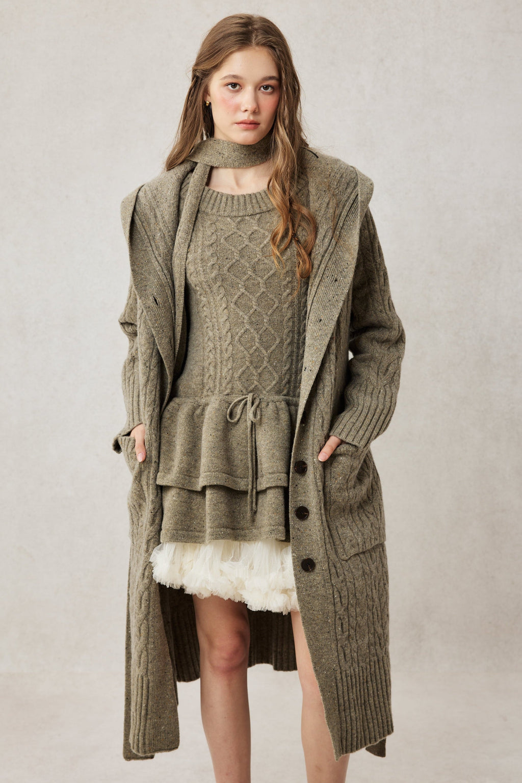Hudson 15 | 100% wool hooded cardigan coat