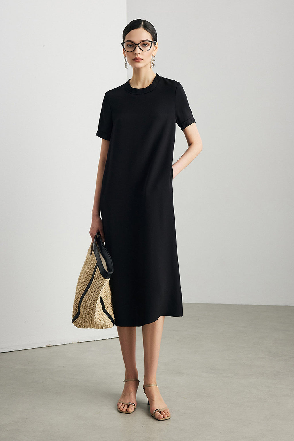 30 Momme Silk Crepe Short Sleeve Midi Dress