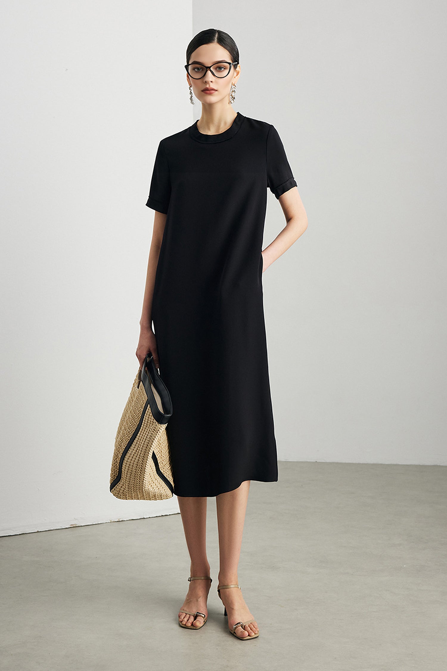 30 Momme Silk Crepe Short Sleeve Midi Dress