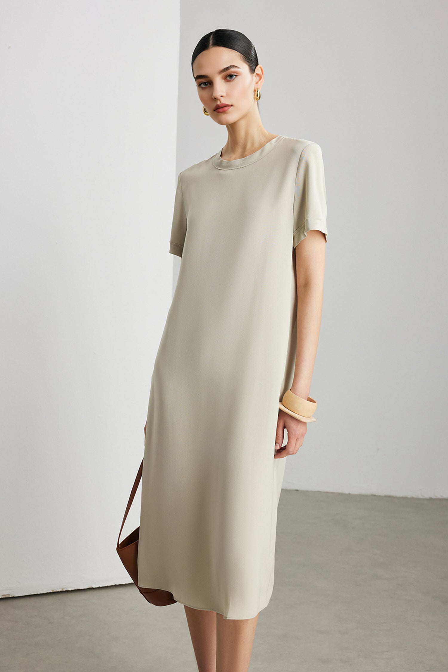 30 Momme Silk Crepe Short Sleeve Midi Dress