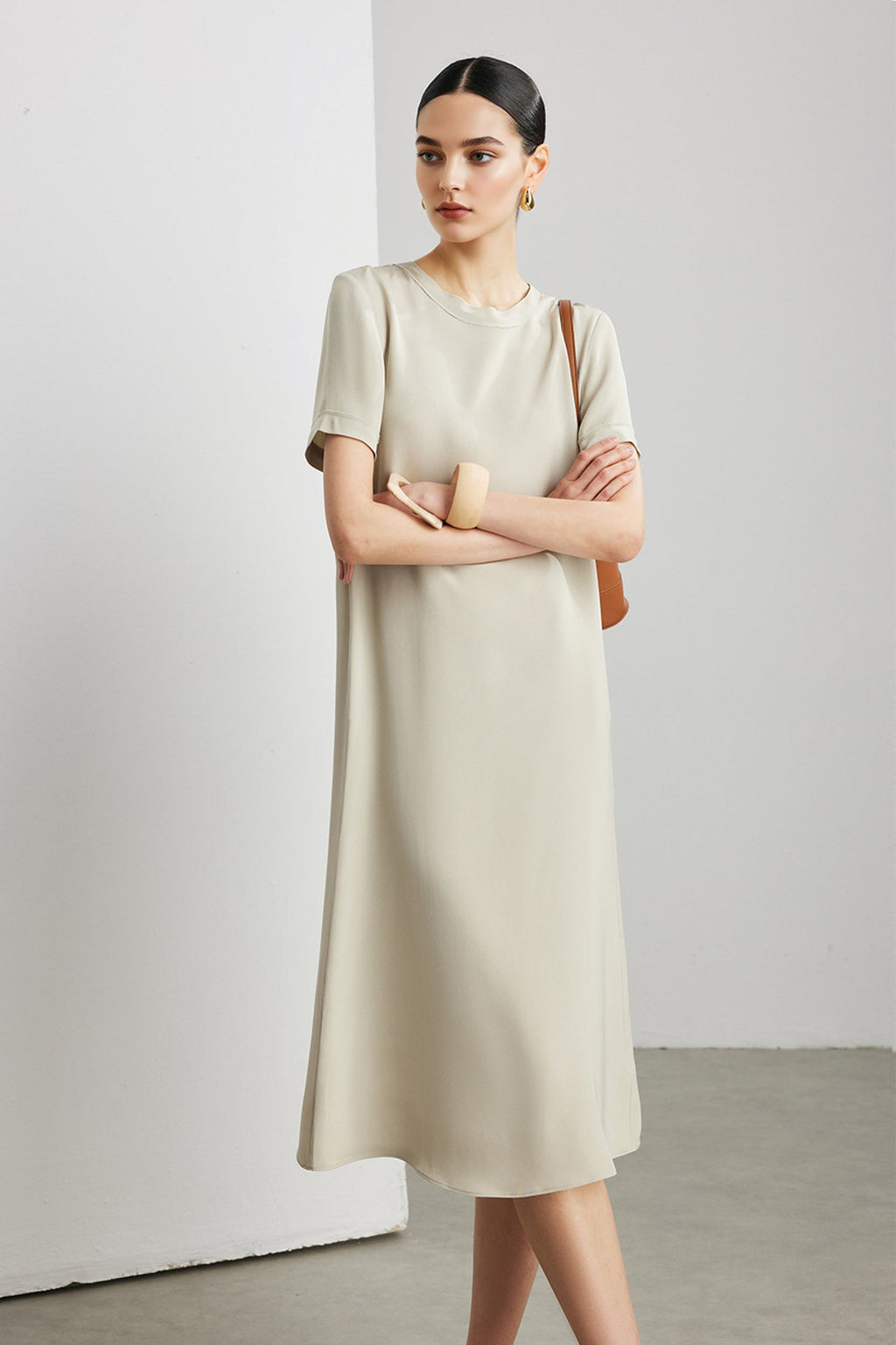 30 Momme Silk Crepe Short Sleeve Midi Dress