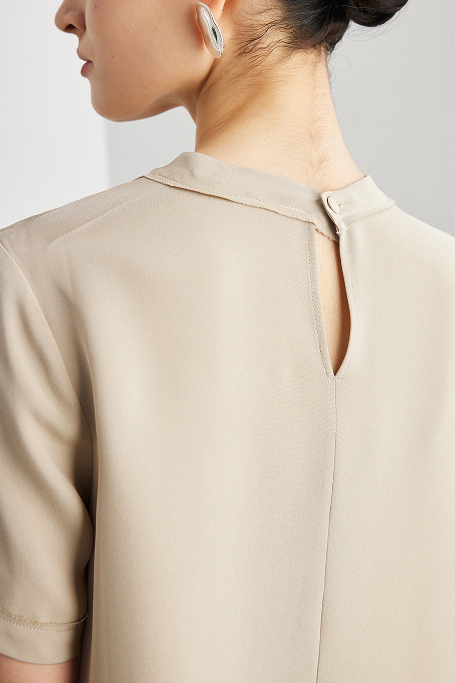 30 Momme Silk Crepe Short Sleeve Midi Dress
