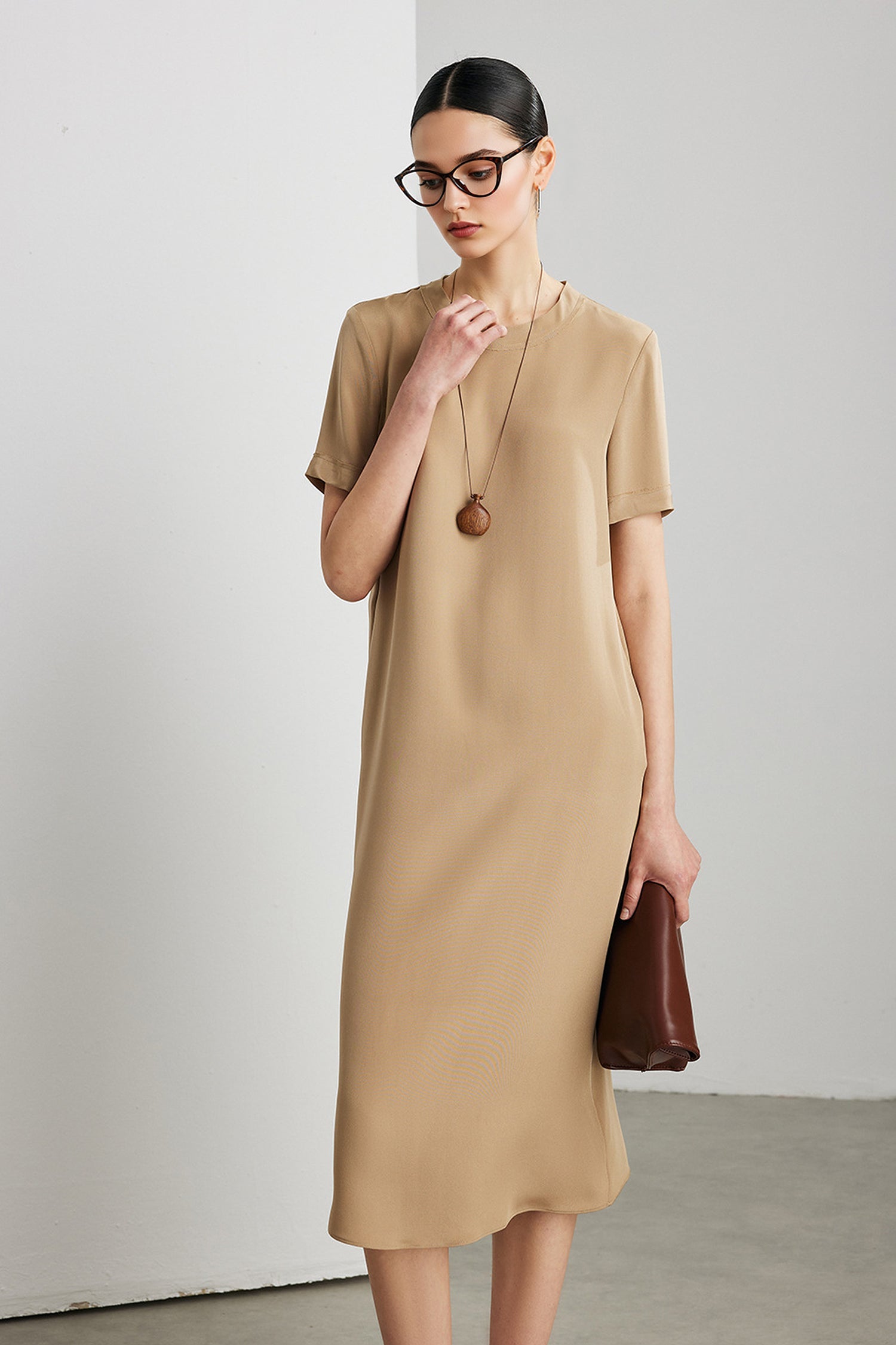 30 Momme Silk Crepe Short Sleeve Midi Dress