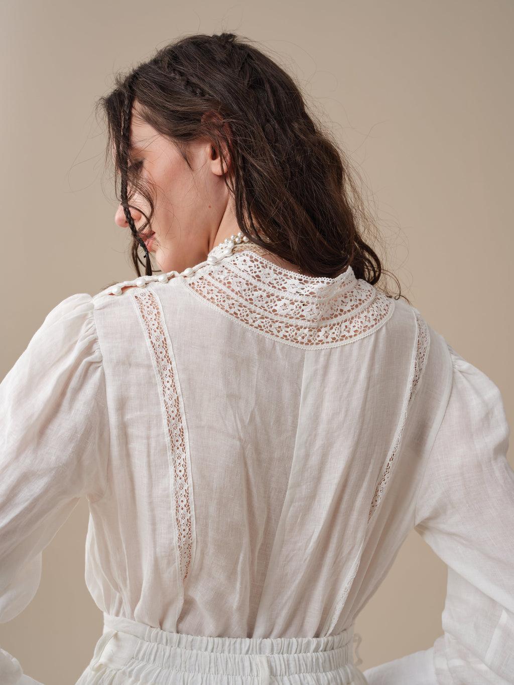 Stella 06 | Ruffled High-Neck Linen Blouse