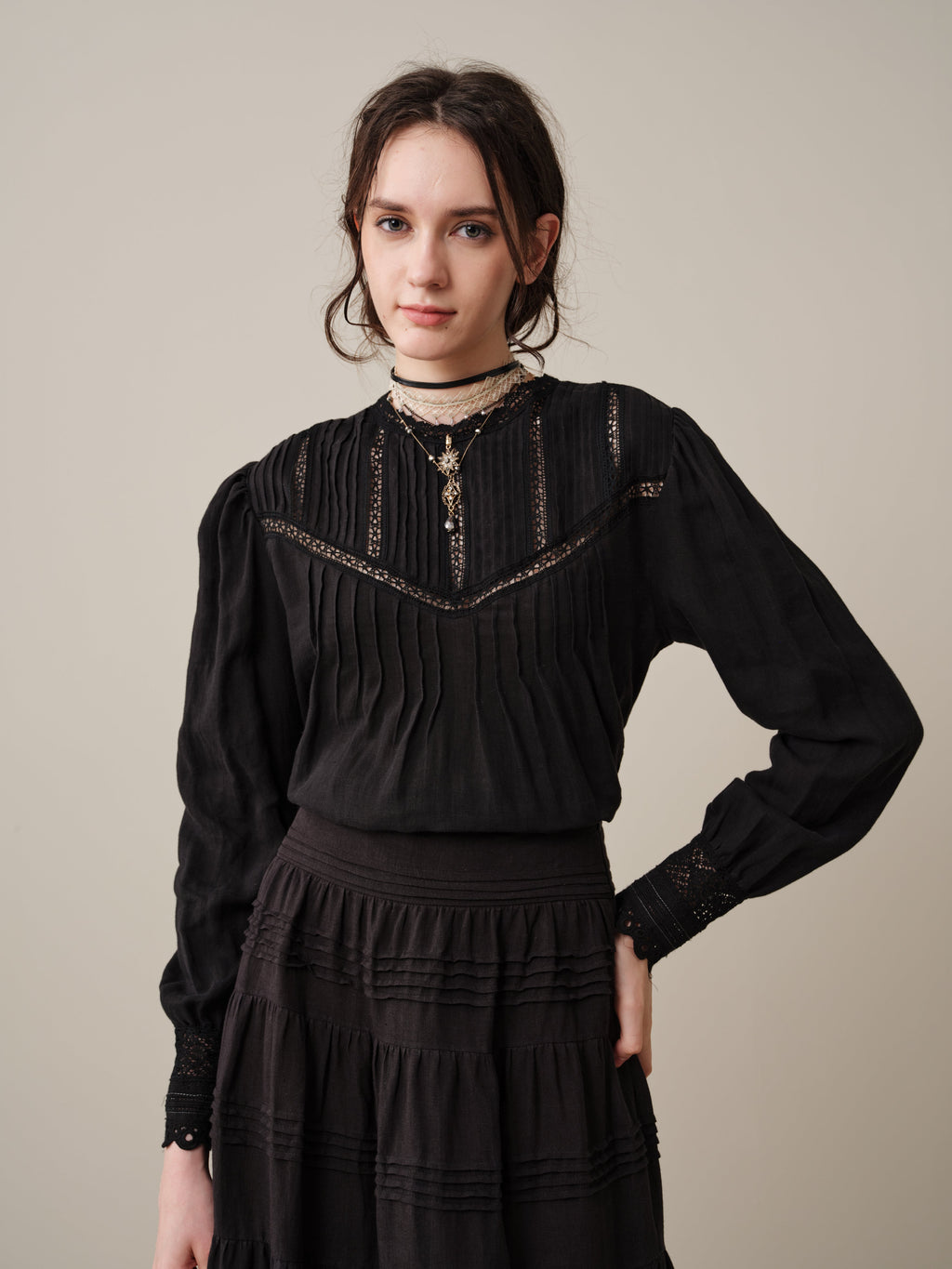 Minna 21 | Edward Linen Lace Blouse